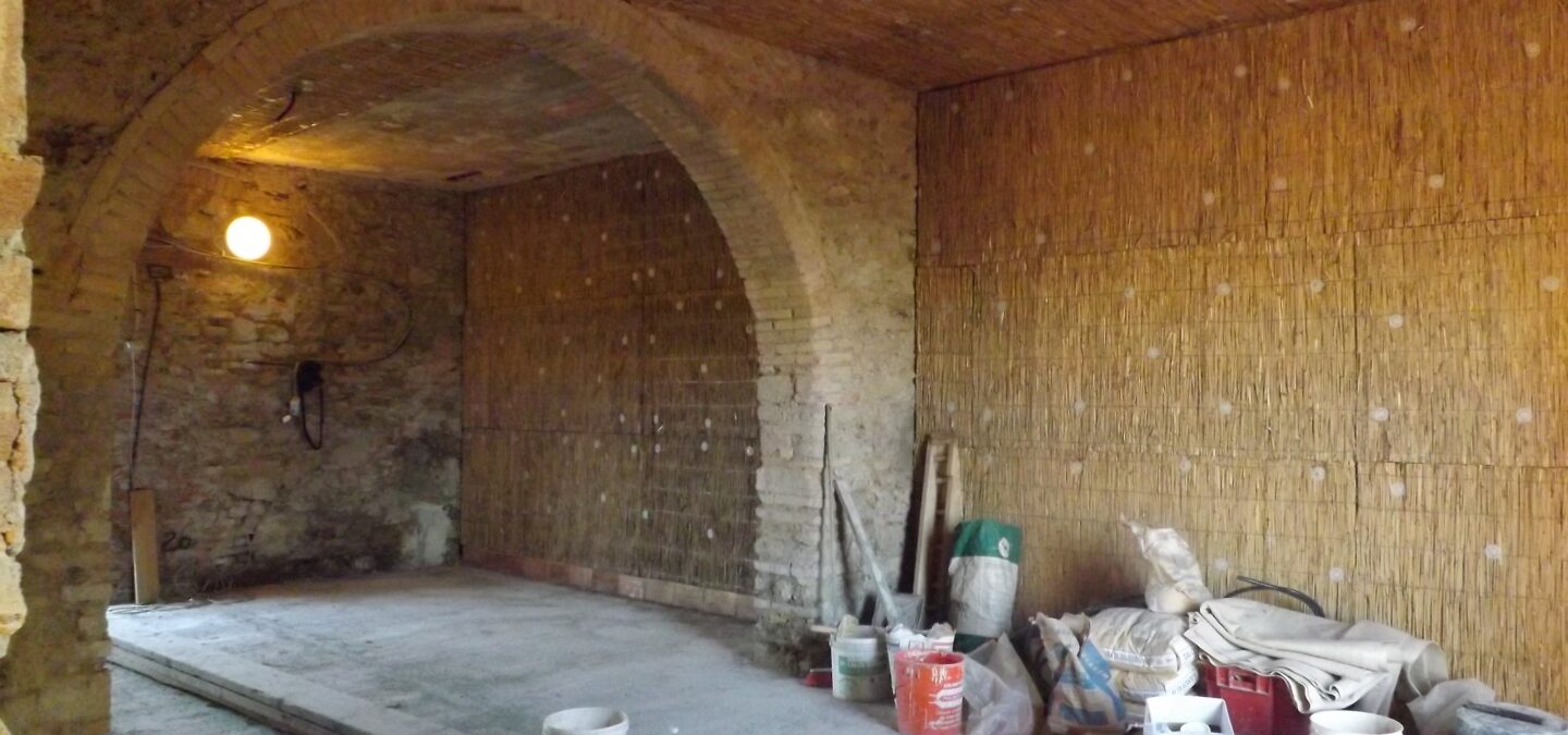 Isolamento In Calcecanapa E Cannapalustre