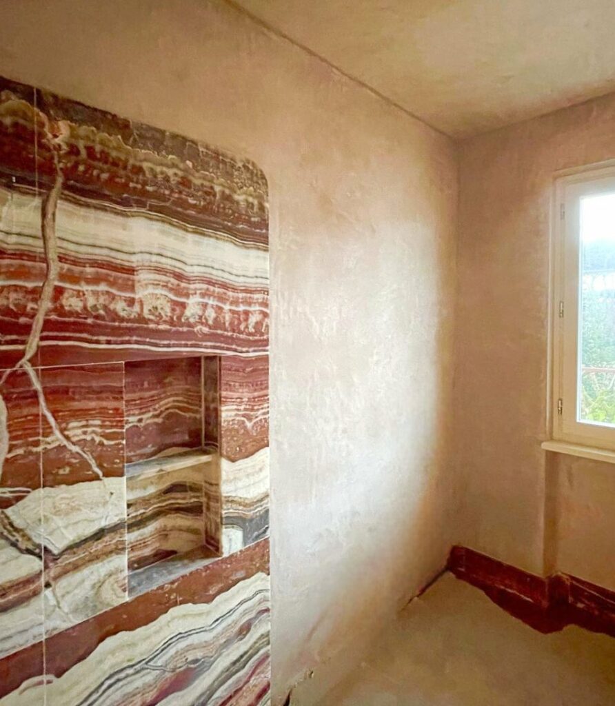 FINITURA IN TADELAKT E MARMO