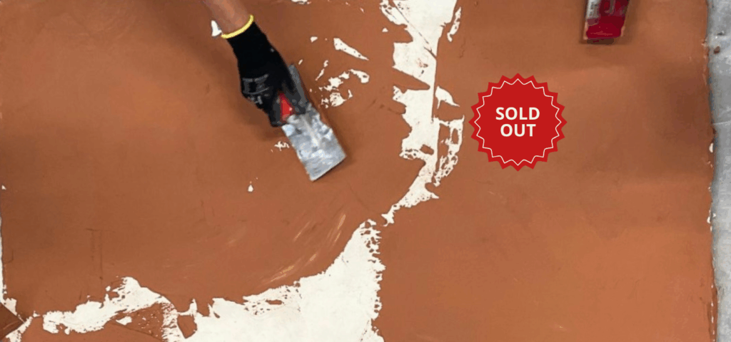 Immergiti nell'arte millenaria dei rivestimenti continui e pavimenti a base di calce e cocciopesto. Scoprirai come la calce, si unisce al cocciopesto per creare superfici con eccezionali doti di idraulicità, resistenza meccanica e cromatismi naturali: il Pastellone!