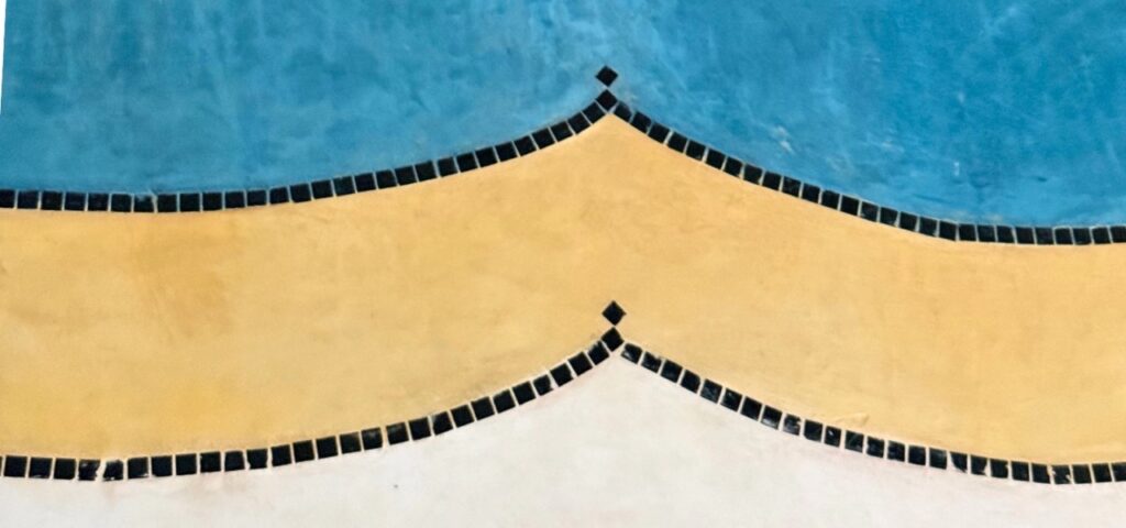 In una casa privata a Sasso Marconi (BO), per un bagno, sono state realizzate delle finiture a parete e pavimento con Tadelakt e Pastellone.