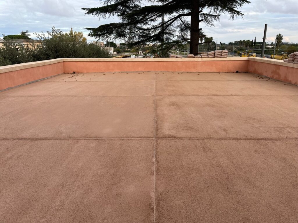 BATTUTO A CALCE E COCCIOPESTO