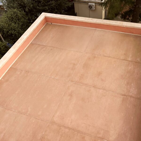 BATTUTO A CALCE E COCCIOPESTO