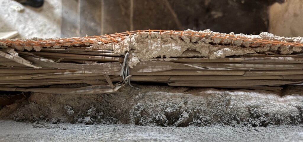 A Firenze, in un'abitazione privata, è stata eseguita una riqualificazione che ha visto l'adozione di un approccio sostenibile per l'isolamento di una depandance con termointonaco in calcecanapa.